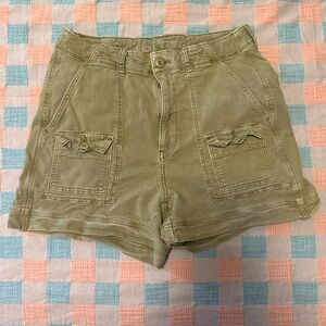 American Eagle Short Cargo Style Shorts
